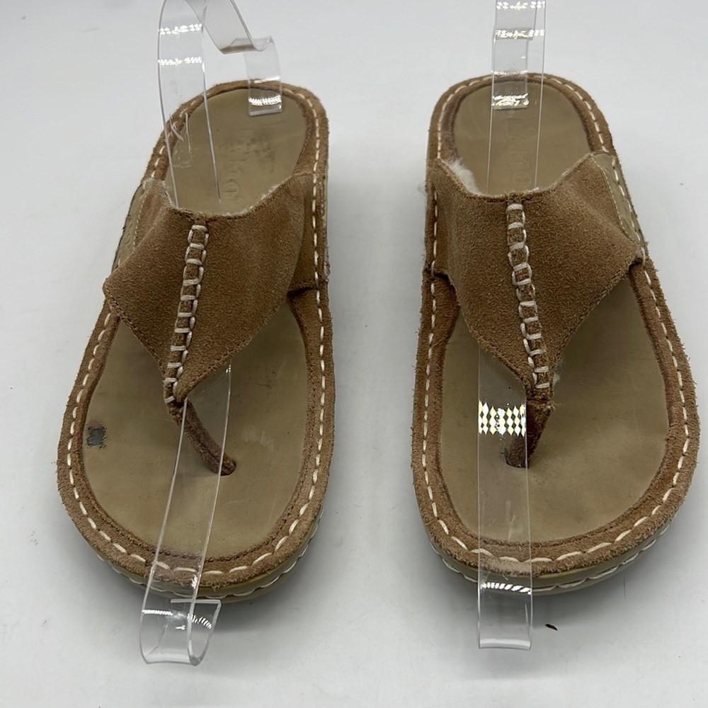 LAMO Beige Suede Sandals with Shearling Lining size 6.5